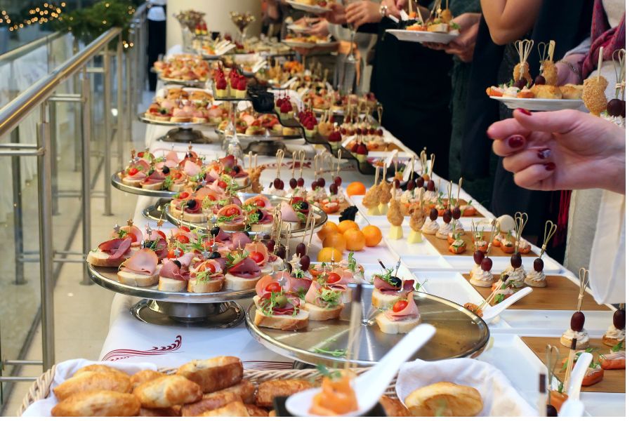 Thực khách dễ dàng thưởng thức thức ăn với Finger Food