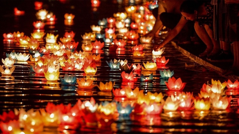 Lễ Vu Lan là dịp bày tỏ lòng hiếu hạnh với đấng sinh thành