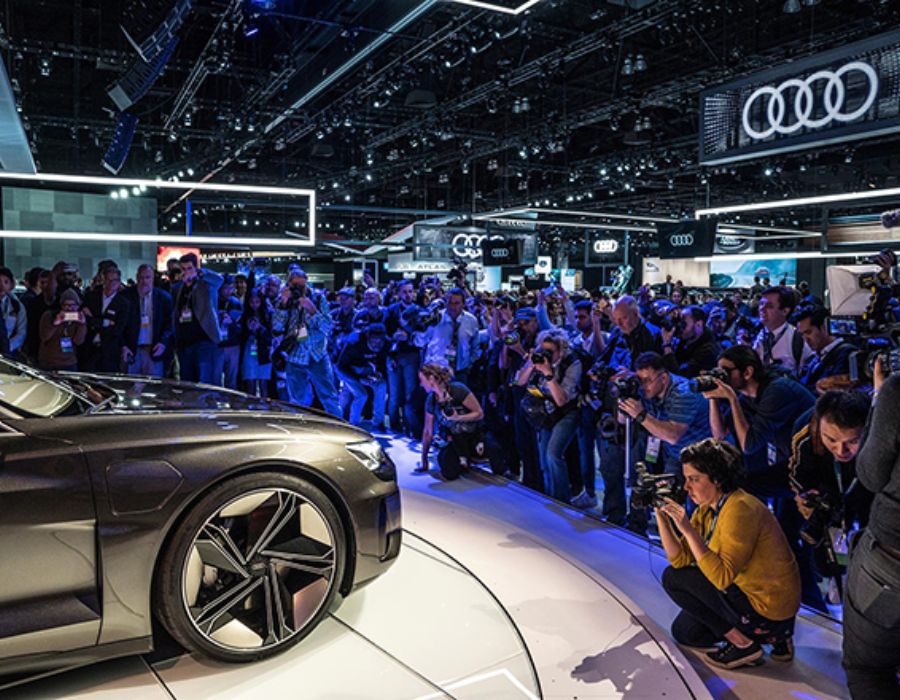 Sự kiện ra mắt sản phẩm mới để giới thiệu sản phẩm cho công chúng